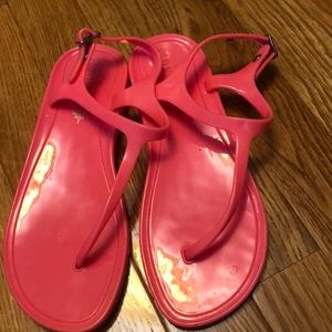Old navy tstrap jelly sandals